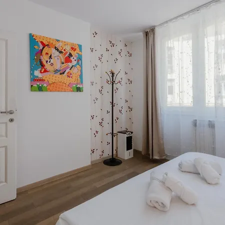 Apartamento 2bdr In The Center Next To The Cathedral Saraievo